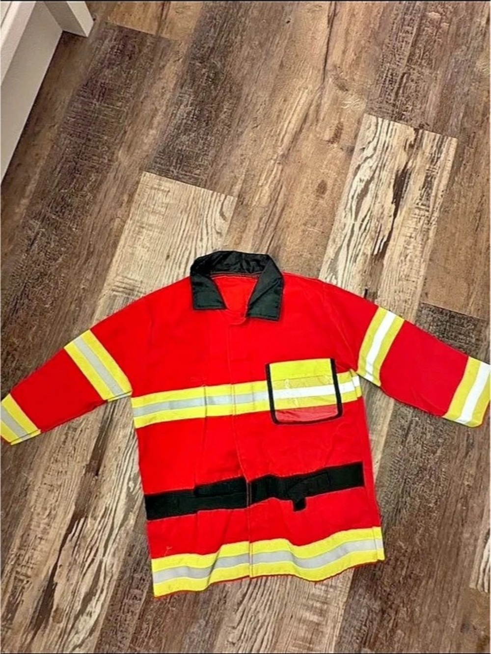 Melissa & Doug Fire Chief Costume Kids Size 3-6 $15.00 Never Used
